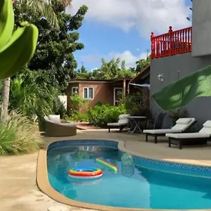 advantage-apartments-curacao.comcaribbean.com/